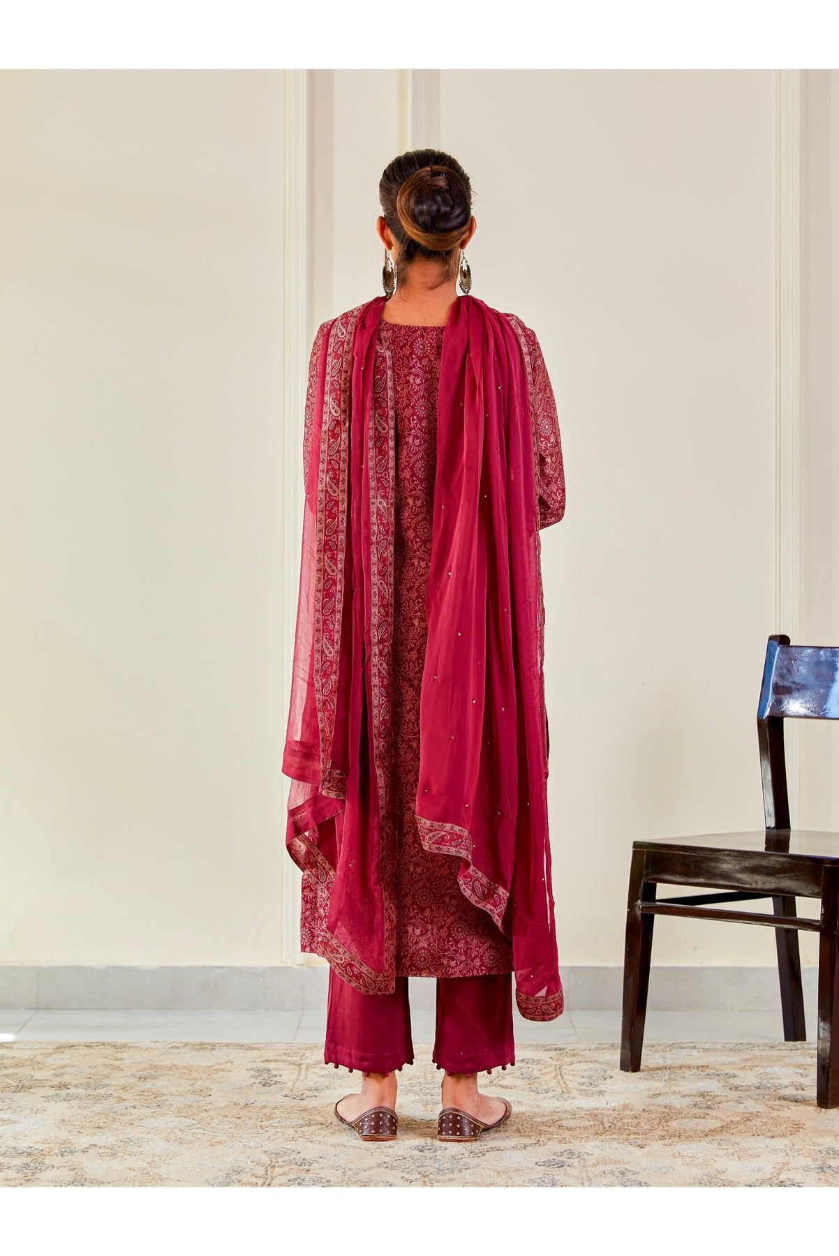 Zara Suit Set – Shrutkirti